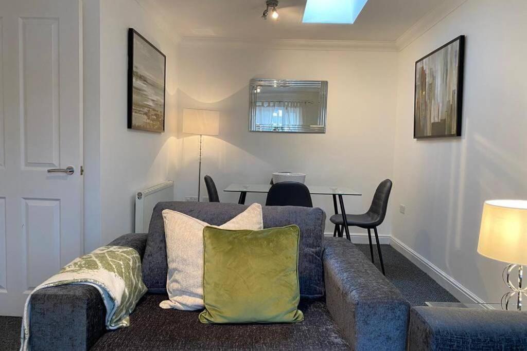 Alicia Newport By Mia Living 2 Bedroom Apartment With Dedicated Parking Zewnętrze zdjęcie